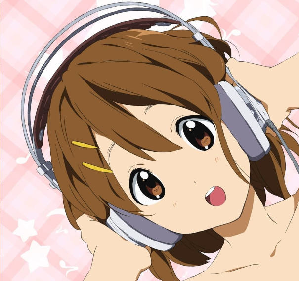 yui listening to music